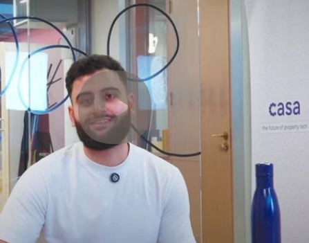 rowan aldean smiling for video